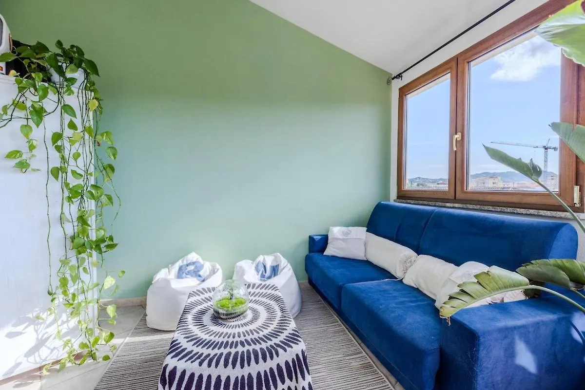 Проживание в семье Matu House - Centric Room In Olbia-