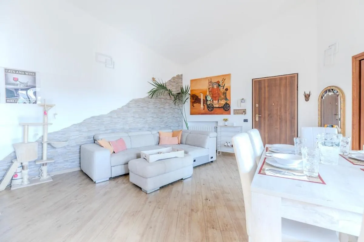 Matu House - Centric Room In Olbia-